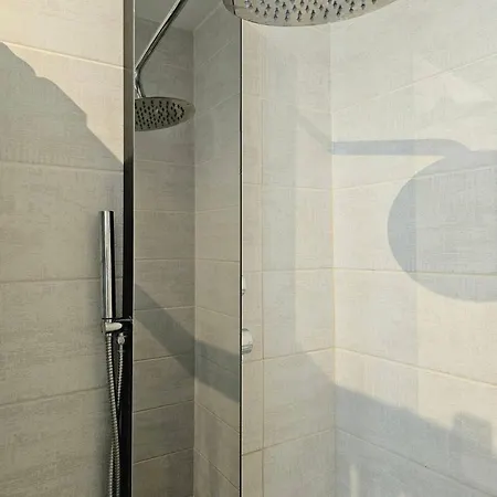 Cosy Chic - Balcon Pau